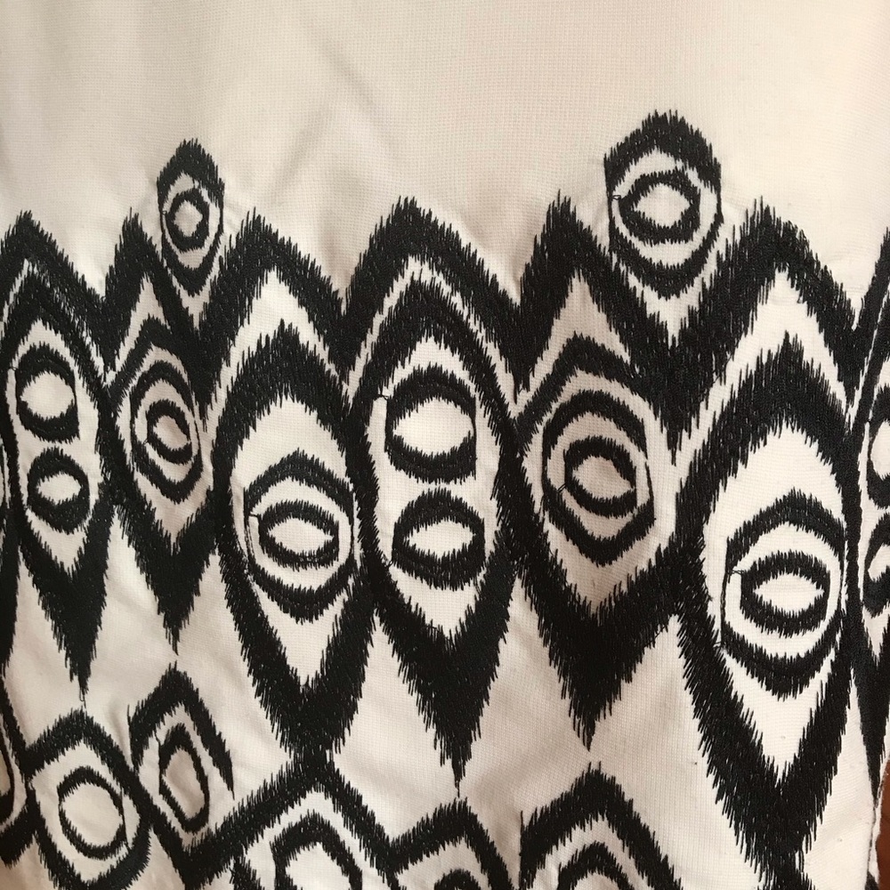 Donna Morgan Black-and-White Dress, EUC, 10 - Picture 5 of 16